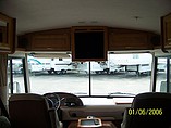 1999 Fleetwood Southwind Photo #7
