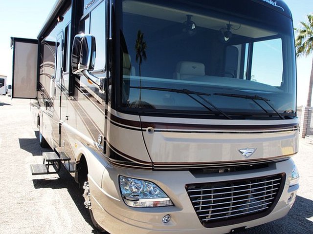 2015 Fleetwood Southwind Photo