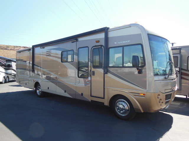 2006 Fleetwood Southwind Photo