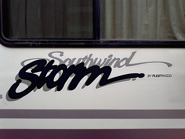 99 Fleetwood Southwind Storm