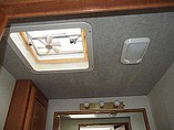 2000 Fleetwood Storm Photo #38
