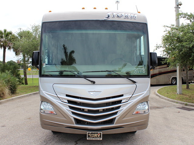 2015 Fleetwood Storm Photo