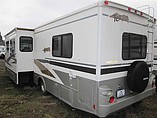 2004 Fleetwood Terra Photo #3
