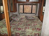 2004 Fleetwood Terra Photo #10