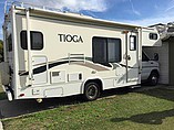 2003 Fleetwood Tioga Photo #2