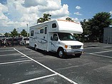 2008 Fleetwood Tioga Photo #2