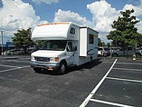 2008 Fleetwood Tioga Photo #3