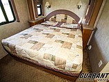 2005 Fleetwood Tioga Photo #13