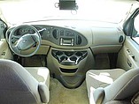 2010 Fleetwood Tioga Photo #2