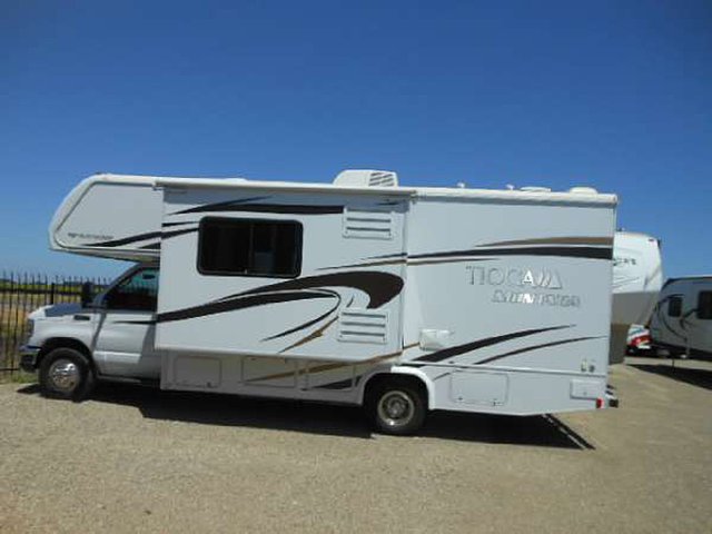 2013 Fleetwood Tioga Photo