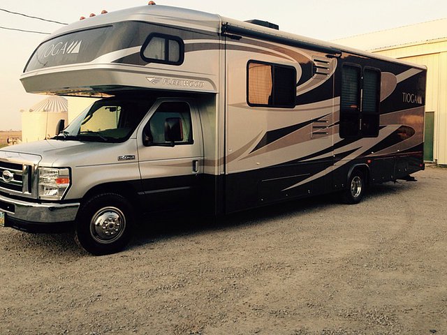 2009 Fleetwood Tioga Photo