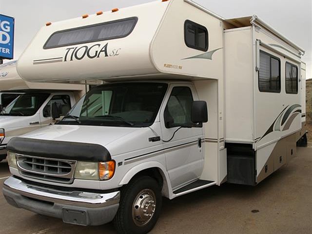 2003 Fleetwood Tioga Photo