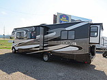 2011 Fleetwood Tioga Photo #9