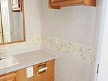 2003 Fleetwood Tioga Photo #16