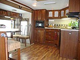 2005 Fleetwood Triumph Photo #3