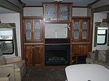 2005 Fleetwood Triumph Photo #8