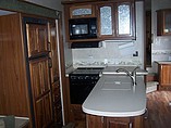 2005 Fleetwood Triumph Photo #9