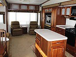 2005 Fleetwood Triumph Photo #3