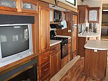 2005 Fleetwood Triumph Photo #8