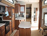 2005 Fleetwood Triumph Photo #9