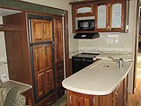 2004 Fleetwood Triumph Regency Photo #10