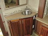 2004 Fleetwood Triumph Regency Photo #22