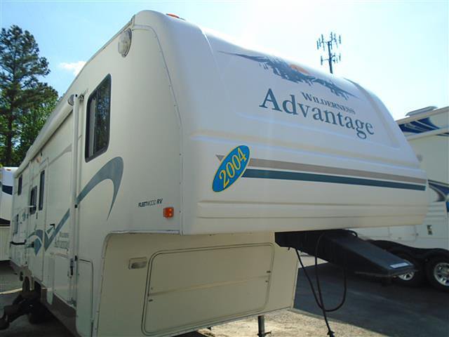 2004 Fleetwood Wilderness Photo