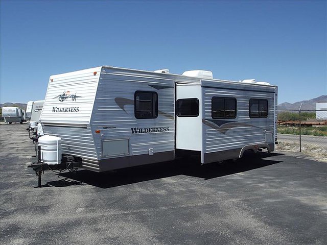 04 Fleetwood Wilderness