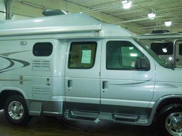 2008 Ford Econoline Photo