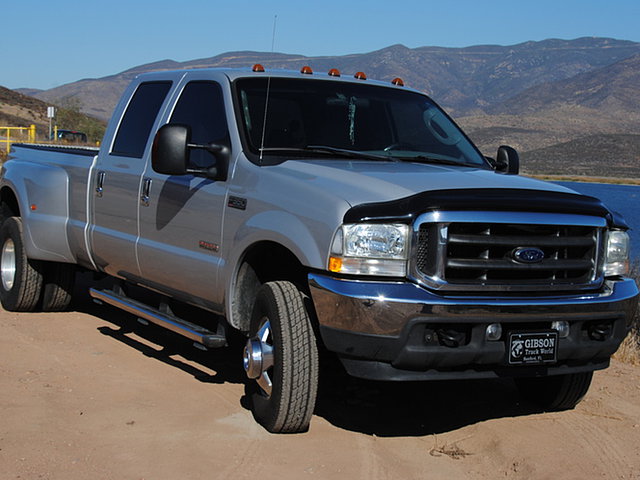 2004 Ford F-350 Photo