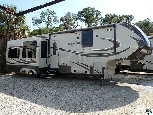 15 Grand Design Solitude