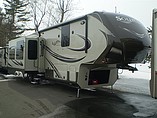 15 Grand Design Solitude