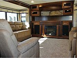 2015 Grand Design Solitude Photo #8