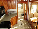 2004 Gulf Stream Photo #9