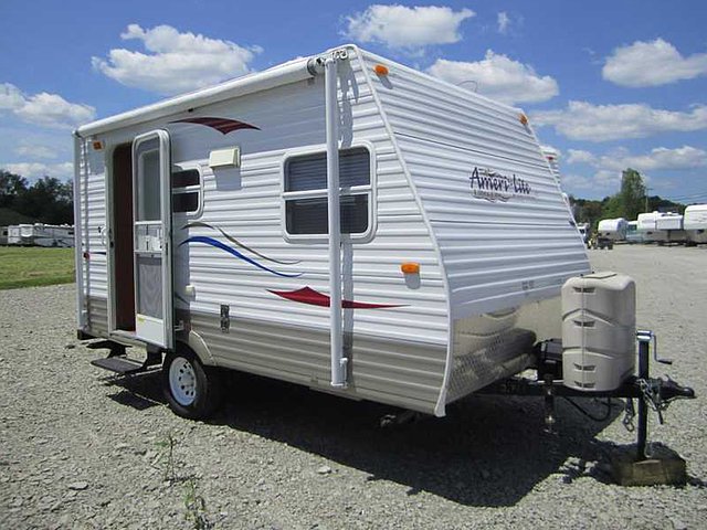 2010 Gulf Stream Ameri-Lite Photo