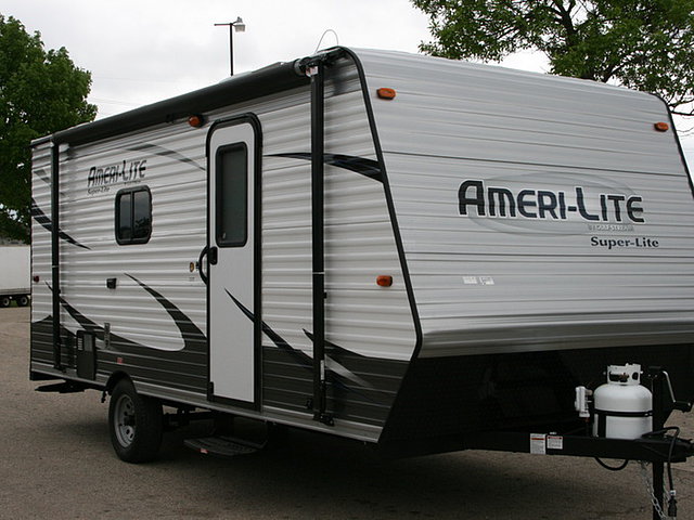 2016 Gulf Stream Ameri-Lite Photo