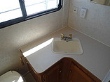 2004 Gulf Stream BT Cruiser Photo #6