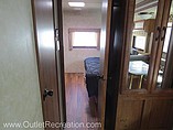 2016 Gulf Stream Conquest Photo #11