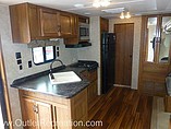2016 Gulf Stream Conquest Photo #13