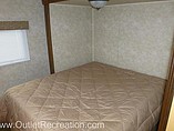 2016 Gulf Stream Conquest Photo #22