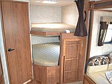 2015 Gulf Stream Conquest Photo #18