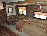 2016 Gulf Stream Conquest Photo #4