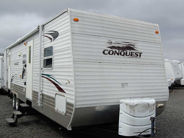 2009 Gulf Stream Conquest Photo
