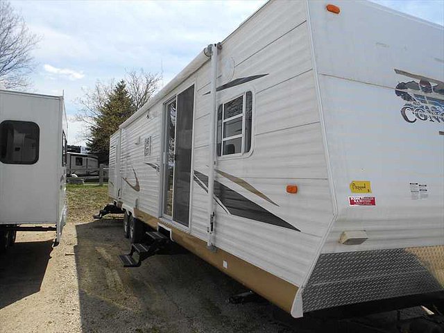 2005 Gulf Stream Conquest Photo