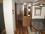 2016 Gulf Stream Conquest Photo #10