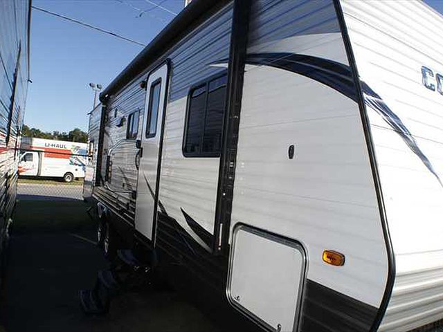 2016 Gulf Stream Conquest Photo