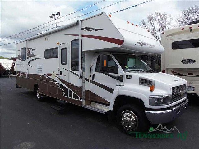 2006 Gulf Stream Conquest Photo