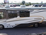 2008 Gulf Stream Crescendo Photo #4