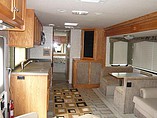 2005 Gulf Stream Crescendo Photo #9
