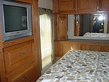 2005 Gulf Stream Crescendo Photo #13